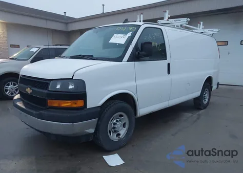 2019 Chevrolet Express 2500 Work Van из США, поврежденный, VIN 1GCWGAFG8K1276410